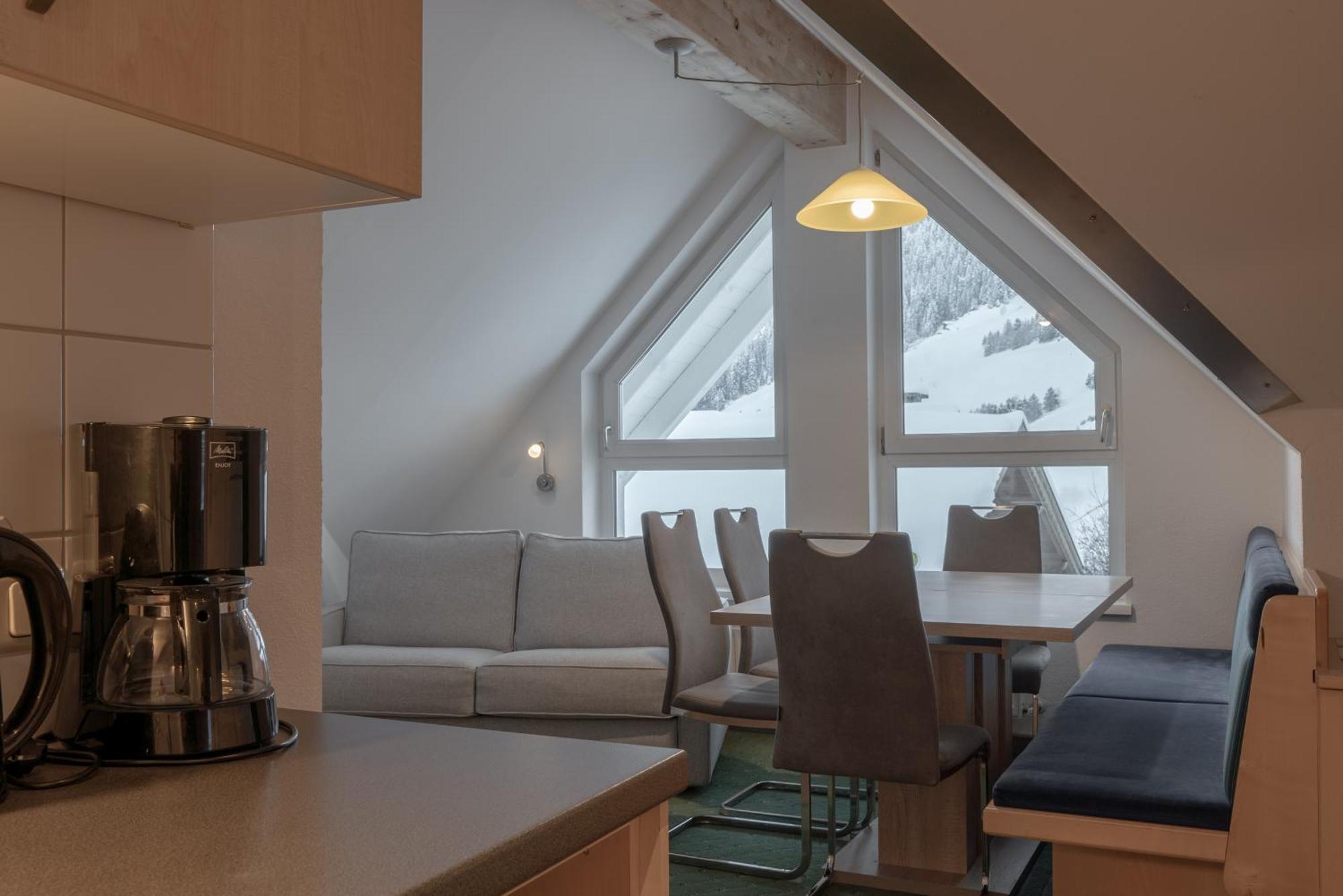 Bed and Breakfast Petit Madlein Ишгль Экстерьер фото