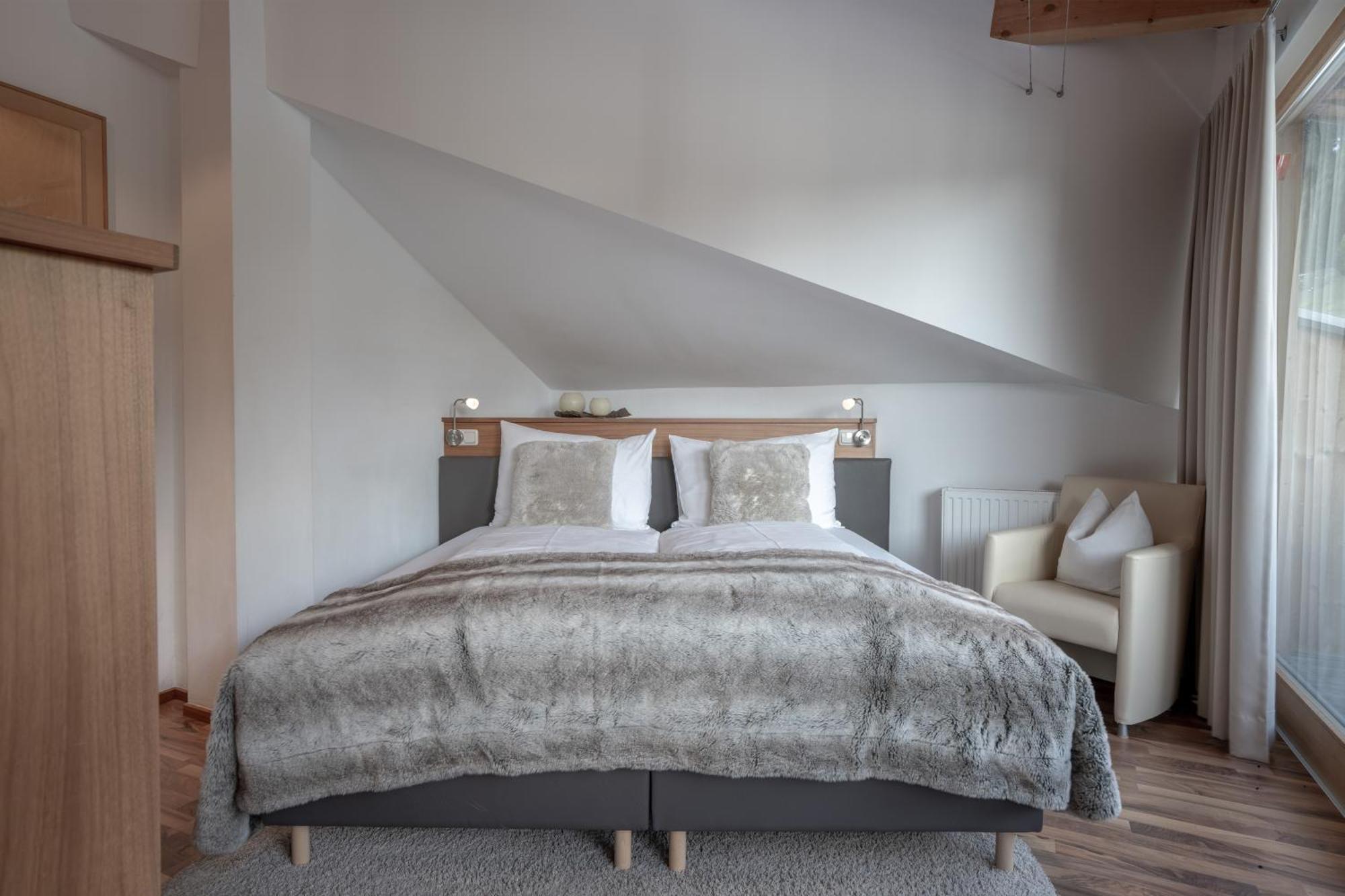 Bed and Breakfast Petit Madlein Ишгль Экстерьер фото