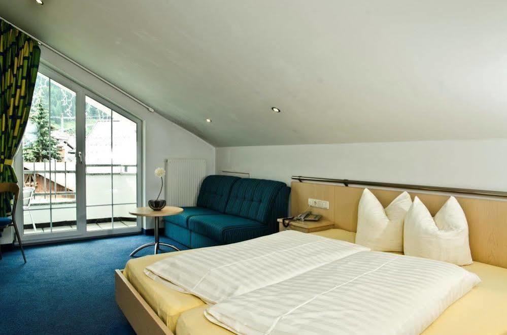 Bed and Breakfast Petit Madlein Ишгль Экстерьер фото